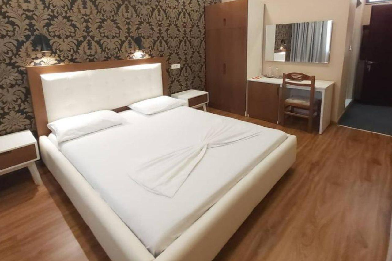Hotel Kocibelli Pool & Spa Korce Ngoại thất bức ảnh