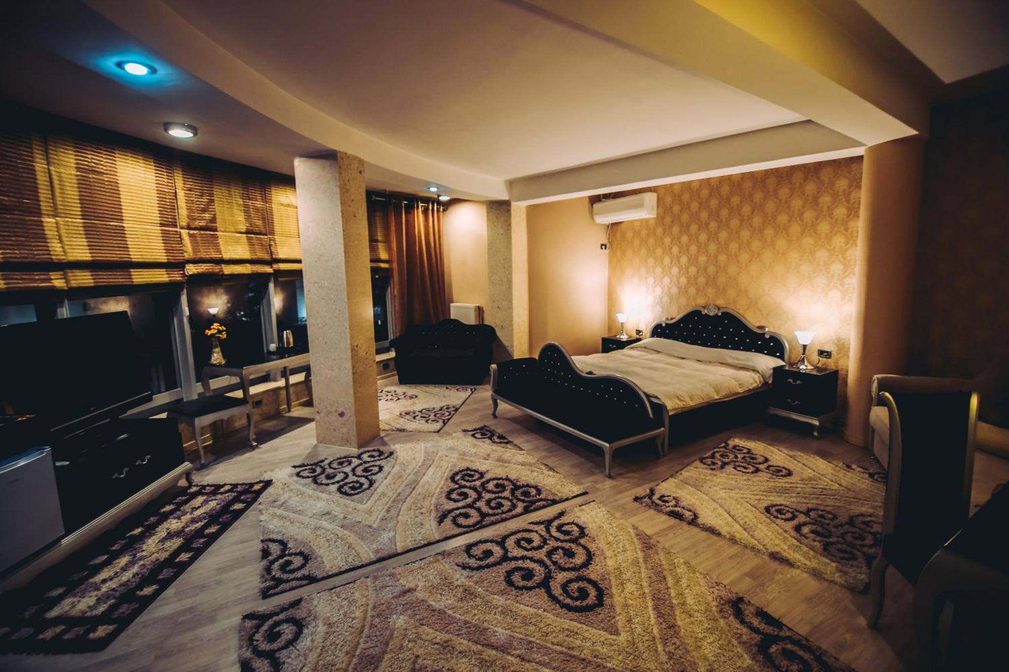 Hotel Kocibelli Pool & Spa Korce Ngoại thất bức ảnh