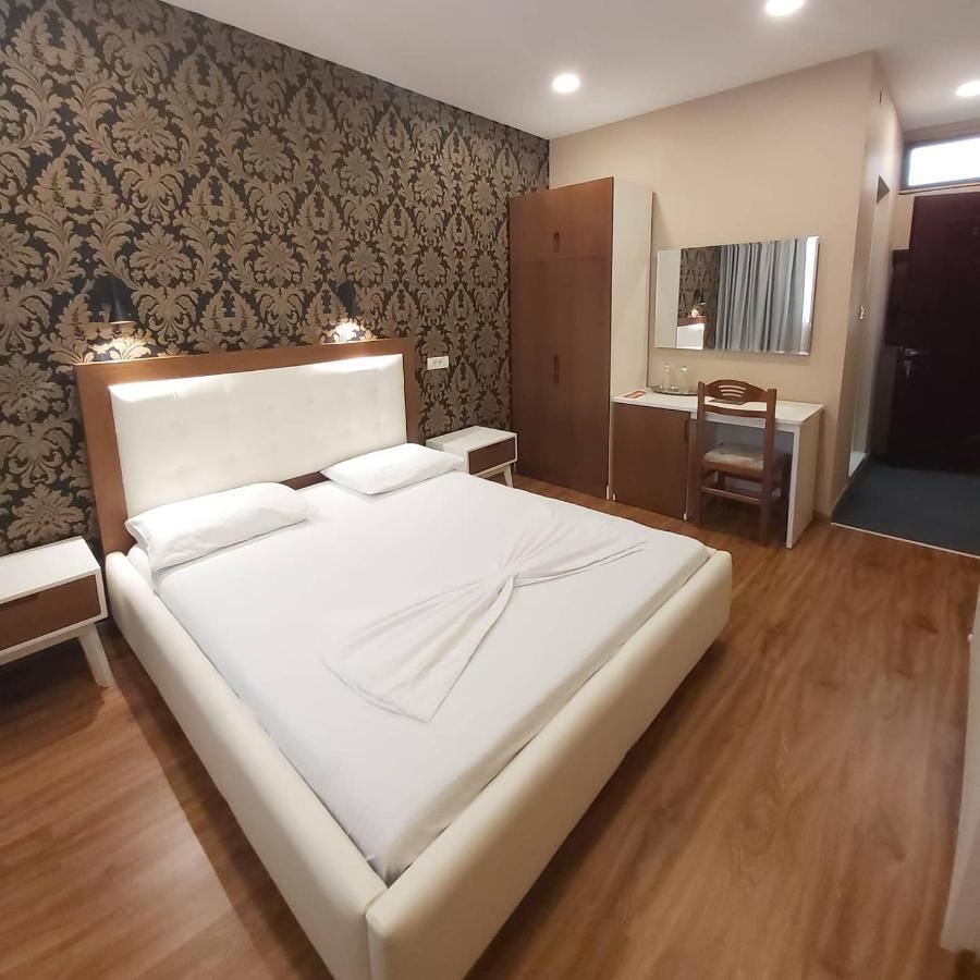 Hotel Kocibelli Pool & Spa Korce Ngoại thất bức ảnh